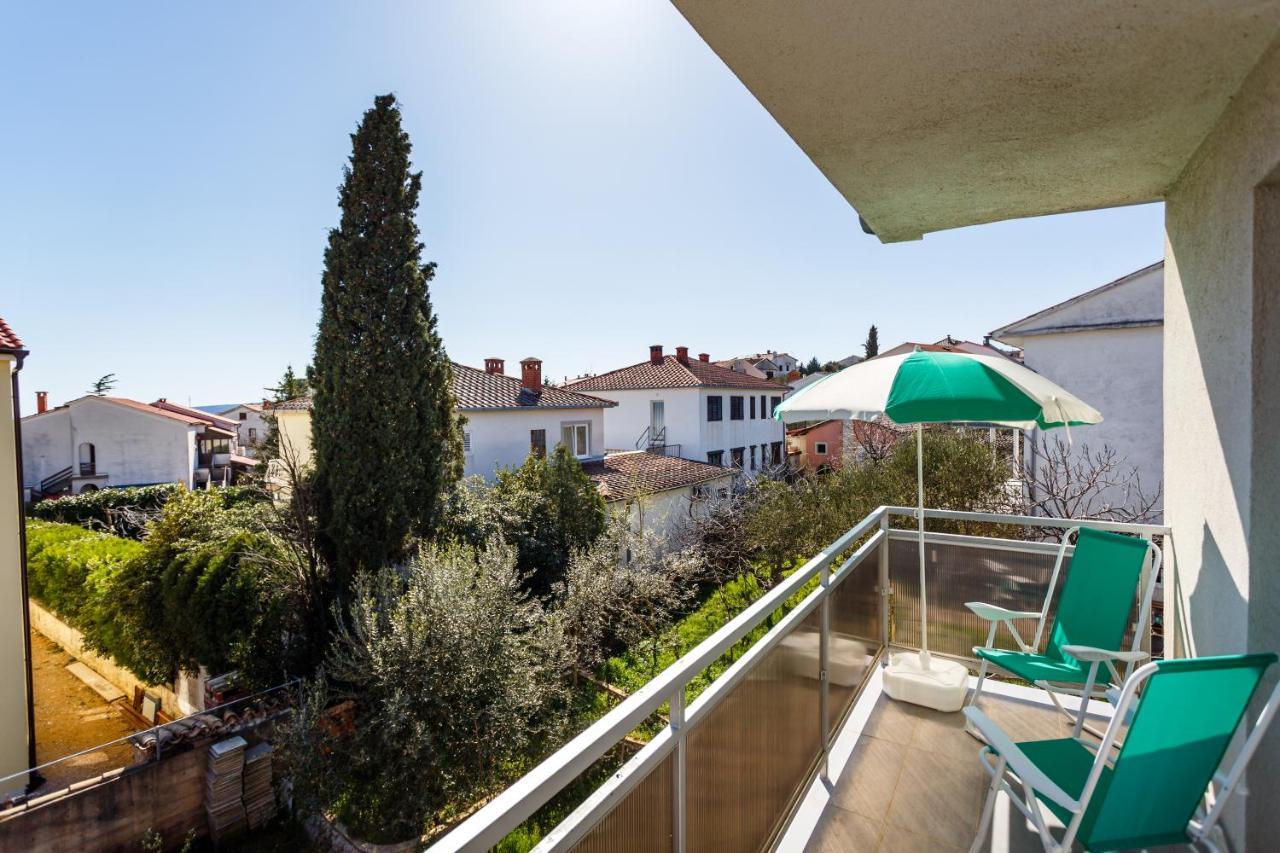 Golden Island Apartments Krk Town Exterior photo